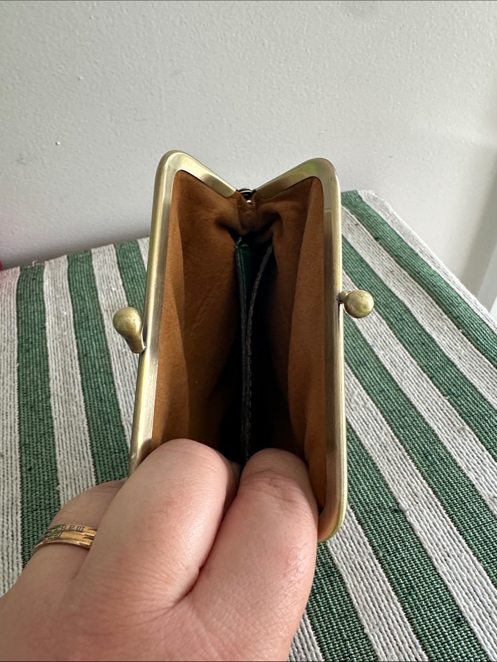 Patricia Nash Forest Green Embossed Leather Kiss-Lock Mini Bag - Picture 5 of 6